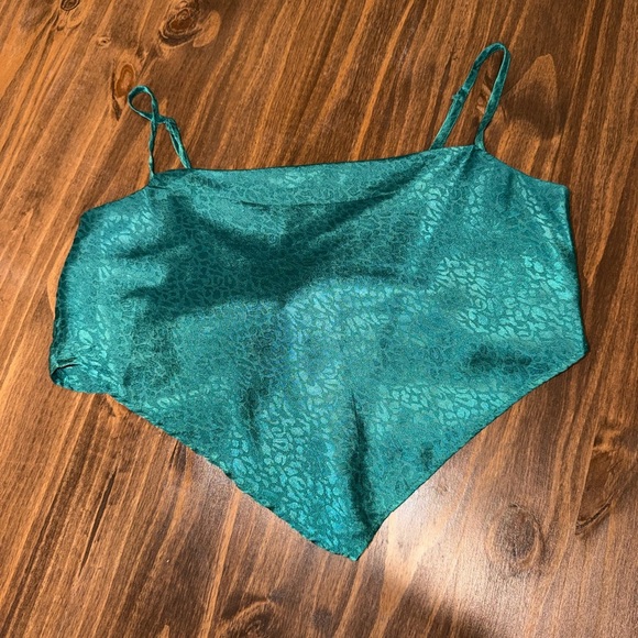 Japna teal/green leopard print crop top - Picture 3 of 5